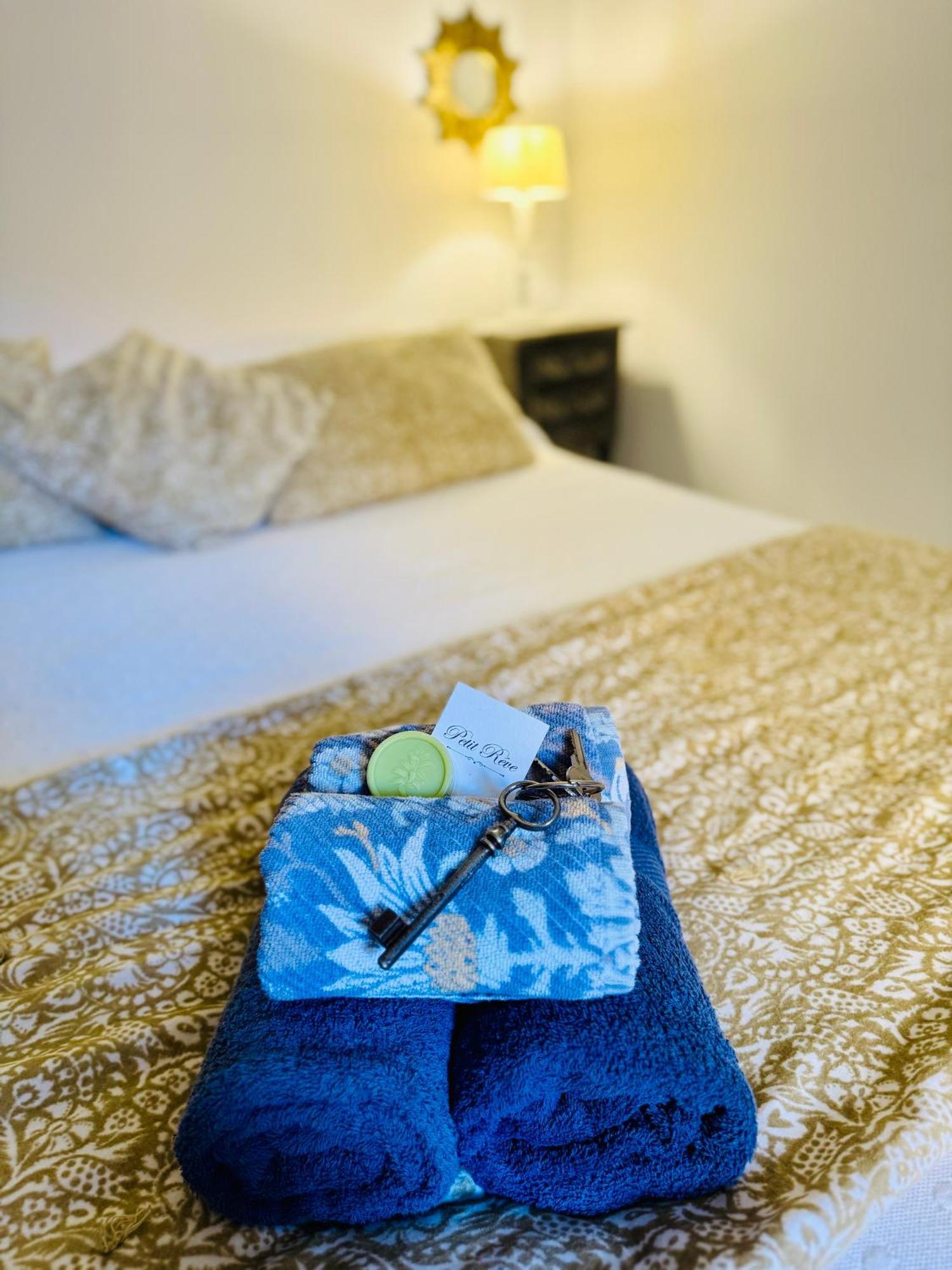 Petit Reve Apartment L'Isle-sur-la-Sorgue Luaran gambar
